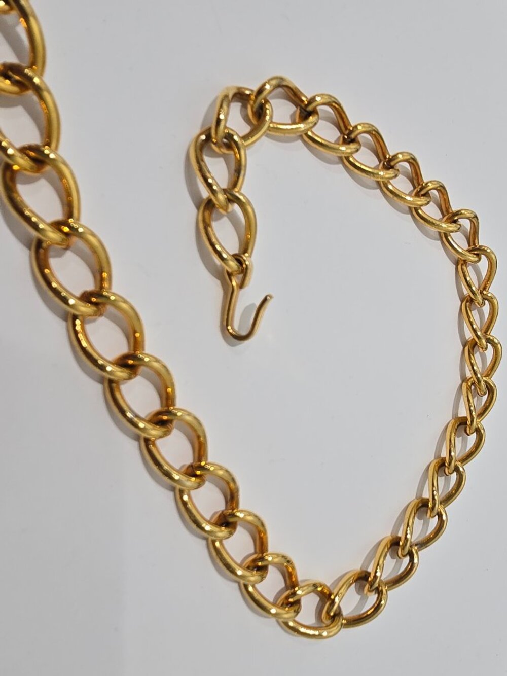 Vintage Gold Tone Chain Belt, Chunky Oval Links, Adjustable Statement Belt ~ 80s - Picture 3 of 9
